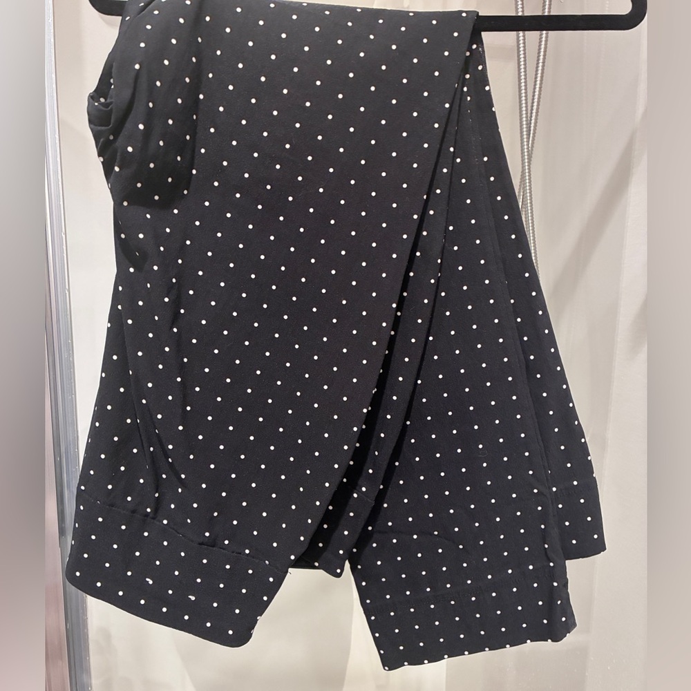 Roz & Ali Black and White Polka Dot A-Line pull on trousers